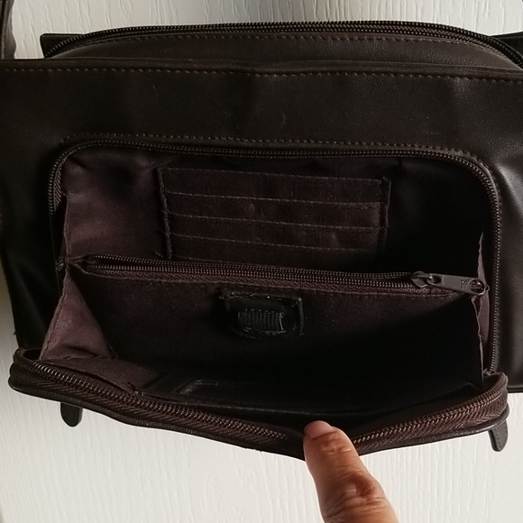 Vintage Leather Brown Crossbody - Picture 4 of 9